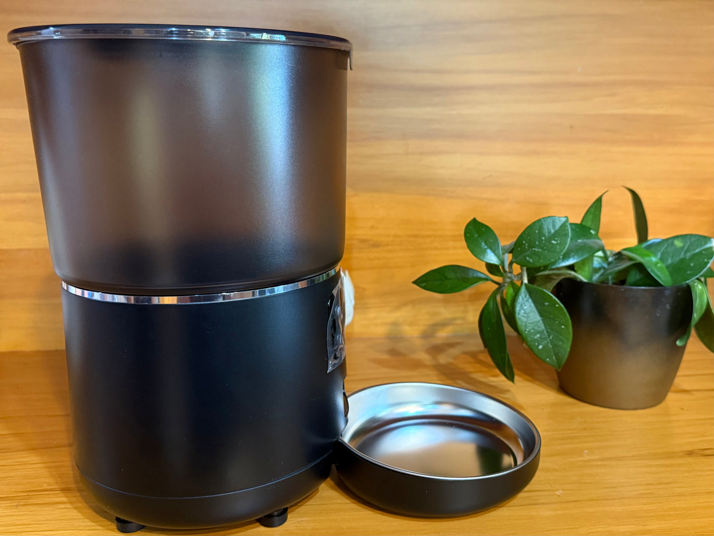 Never Miss a feeding- Smart Automatic Pet Feeder